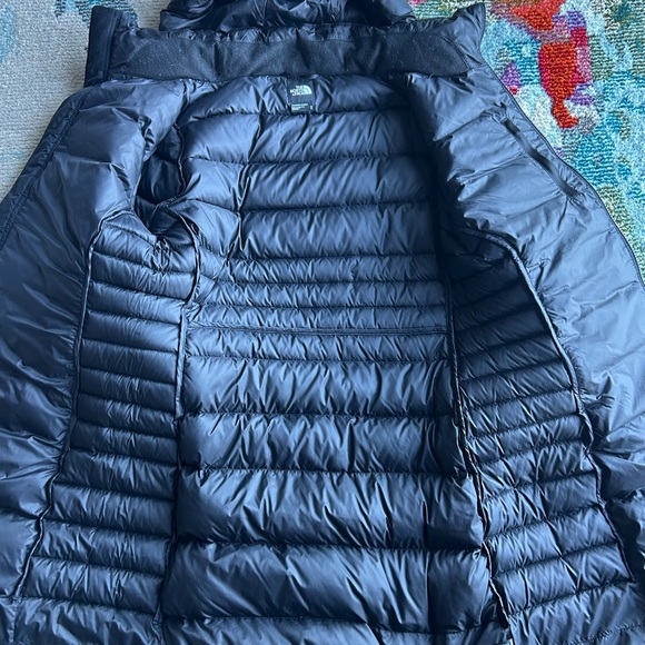 ❄️ The North Face Parka Jacket Size Medium with Detachable Hoodie❄️ - Picture 8 of 12